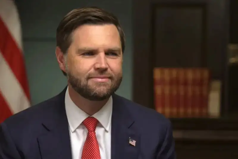 معاون ترامپ به معترضان:اگر به کلیسا حمله کنیدبا تمام ابزاری که داریم به سراغ شماخواهیم آمد