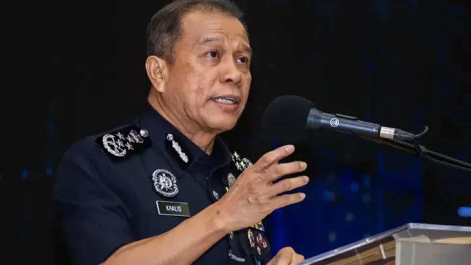 Malaysia police probe alleged plot to topple government