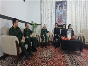 فرمانده قرارگاه منطقهاي نجف اشرف نيروي زميني سپاه پاسداران انقلاب اسلامي:شهدا عزت و عظمت خانوادهايشان هستند