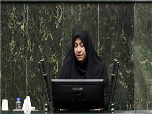 زن در اسلام جایگاه لطیف و با کرامتی دارد/ اسلام بر زنان نگاه سنتی و تحقیرآمیز ندارد