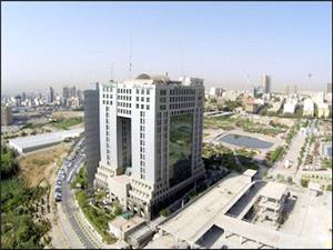 بهبود نسبي شاخصهاي بخش مسکن و تسريع در تکميل واحدهاي حمايتي مسکن/تکميل و تحويل تمامي واحدهاي حمايتي مسکن در 3 سال آينده