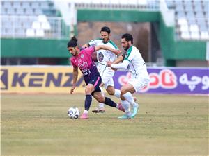 هفته بيستم ليگ برتر فوتبال؛ برتري آلومينيوم مقابل ذوبآهن 9 نفره