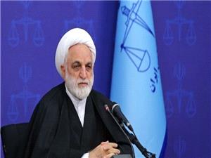 رئیس قوه قضائیه: دشمن با هدف ایجاد چندصدایی و تنگنا در معیشت مردم تحریم و توطئه میکند