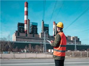 محدودیت مصرف برق صنایع لغو شد