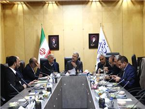 فراکسيون نظارت بر صنعت آب و برق مجلس افزايش ناگهاني تعرفههاي آب و برق و گاز را بررسي کرد