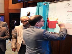 قائم مقام وزير صمت از بسته بيمه اي «هميار صنعت» بيمه دي رونمايي کرد/راهکار جامع بيمه دي براي مديريت ريسک صنايع کشور