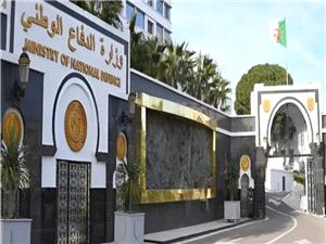 الجیش الجزائری یفکک شبکات إرهابیه ویضبط کمیات قیاسیه من المخدرات خلال أسبوع