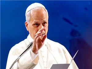 بابا الفاتیکان یحذر الکهنه: لا وعظ بالذکاء الاصطناعی