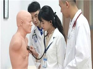 Ho Chi Minh city issues special policies for resident doctors