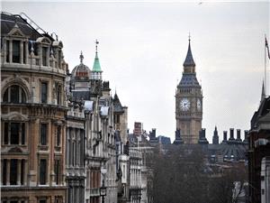 السفیر الروسی لدى لندن: روسیا تراقب خطوات بریطانیا فی مسأله تزوید أوکرانیا بأسلحه نوویه