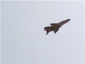 سلاح الجو اللیبی یستهدف مواقع قرب الحدود مع النیجر